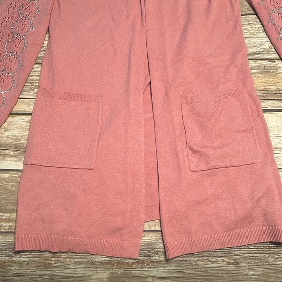 Carolyn Taylor Perlan - L/S Open Front Luxe Cardigan With Studs - Picture 5 of 8